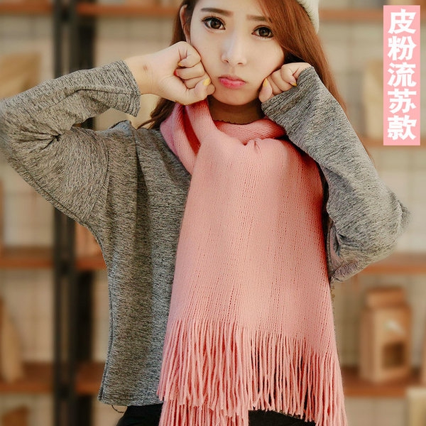 Γυναικεία χειμωνιάτικα  μοντέρνα και κομψά κασκόλ σε διάφορα χρώματα