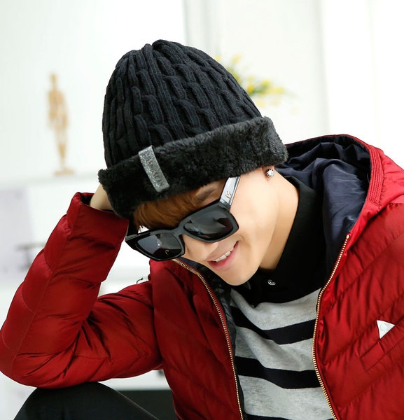 Есенно-зимни мъжки вълнени шапки