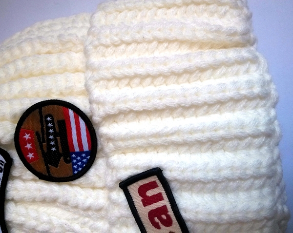 μαλλί το χειμώνα γυναικεία καπέλα