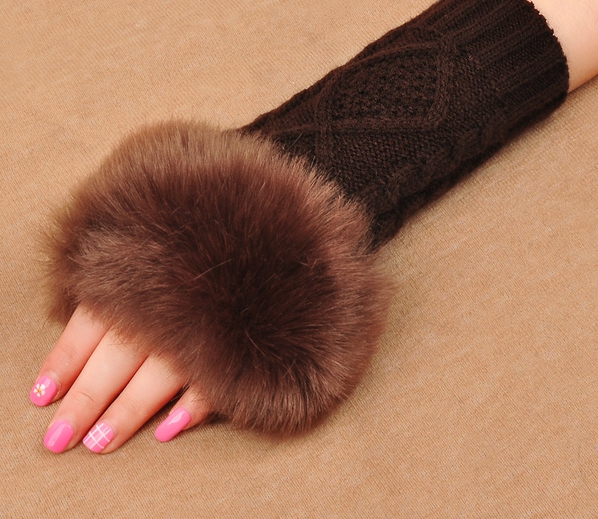 Γάντια για το φθινόπωρο και το  χειμώνα γυναικών  με μισό δάχτυλο