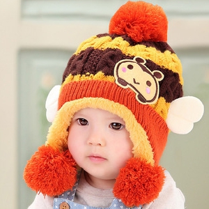 Зимни шапки в интересни модели за малки деца