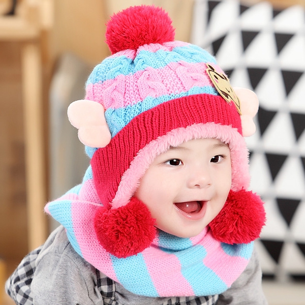 Зимни шапки в интересни модели за малки деца