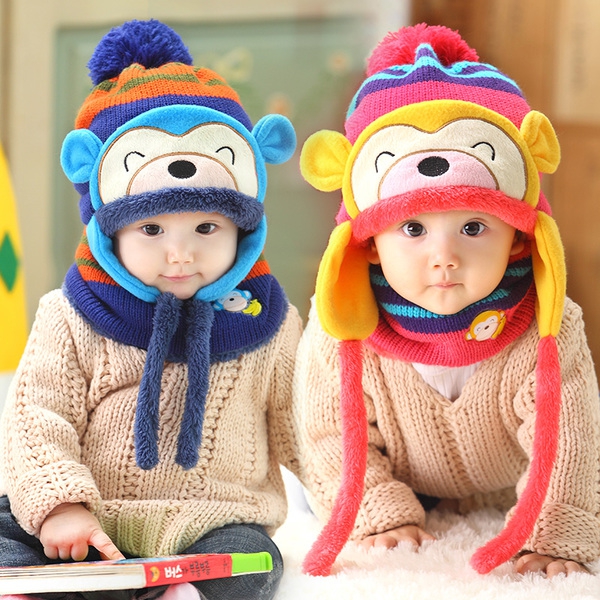 Комплект за малки деца от шапка и шал, и различни модели шапки с ушички