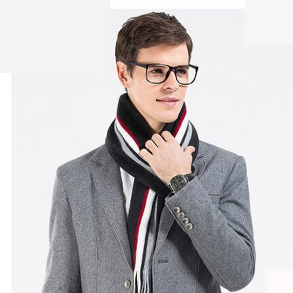 Мъжки стилни зимни шалове