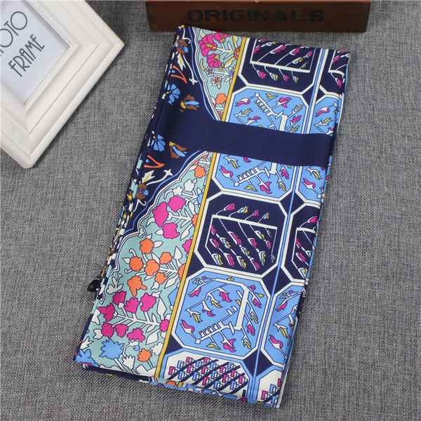 Дамски стилни и модерни шалове - различни модели