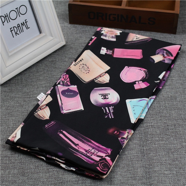 Дамски стилни и модерни шалове - различни модели