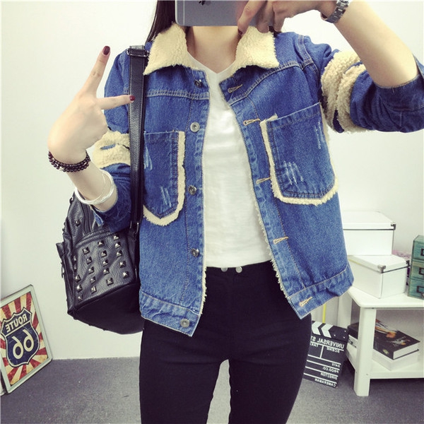 Дамско зимно дънково яке с кадифена подплата 