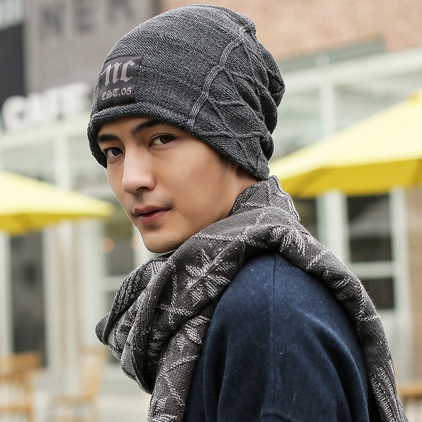 Зимни мъжки шапки, и комплекти от шапки и шалове