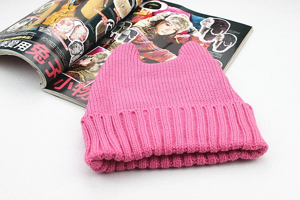 Κυρίες χειμώνα καπέλα με τα αυτιά - διαφορετικά χρώματα