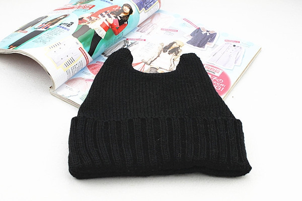 Κυρίες χειμώνα καπέλα με τα αυτιά - διαφορετικά χρώματα