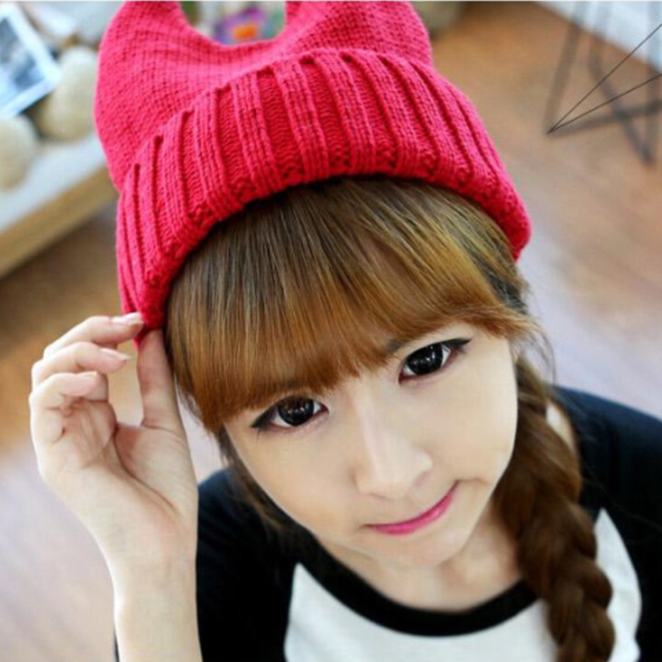 Κυρίες χειμώνα καπέλα με τα αυτιά - διαφορετικά χρώματα