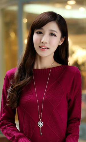 Дамски пуловер с висока яка и без в различни цветове 