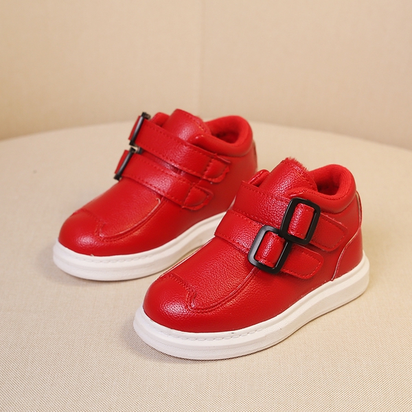 Детски обувки - с памук и без памук - червени и черни - разнообразие от номерация 