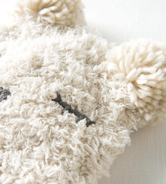 Детска зимна шапка `Мече` - розова и бяла