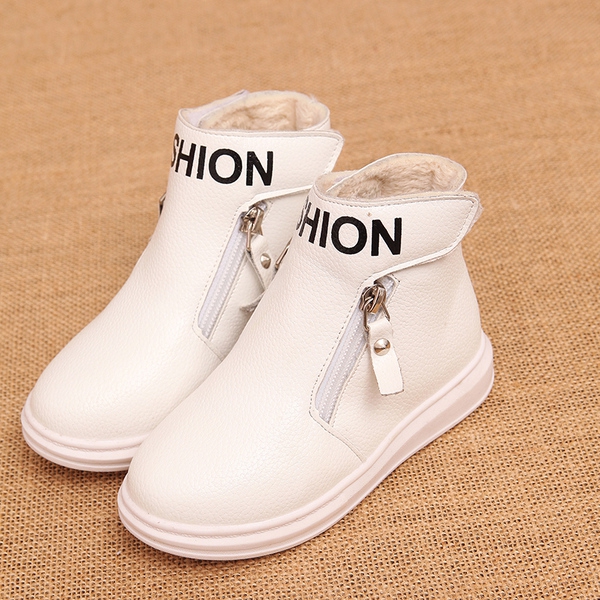 Зимни обувки за момичета и жени - различни модели