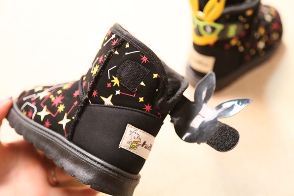 Зимни стилни обувки за момичета и момчета  - различни модели и размери 