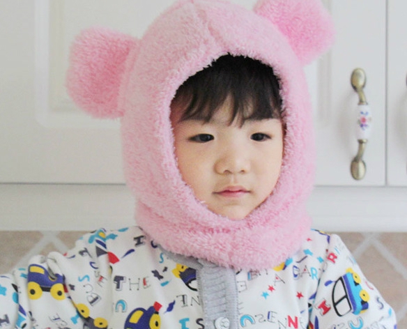 Детски зимни шапки с ушички - различни цветове 