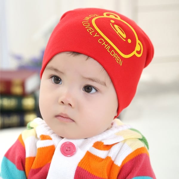 Бебешки и детски шапки, различни модели и изобразени анимации