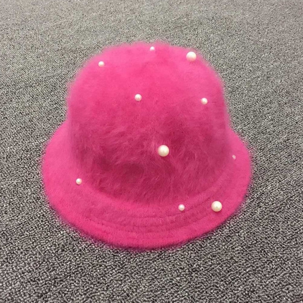 Детски зимни шапки в различни модели подходящи за момичета от 2 до 8 години