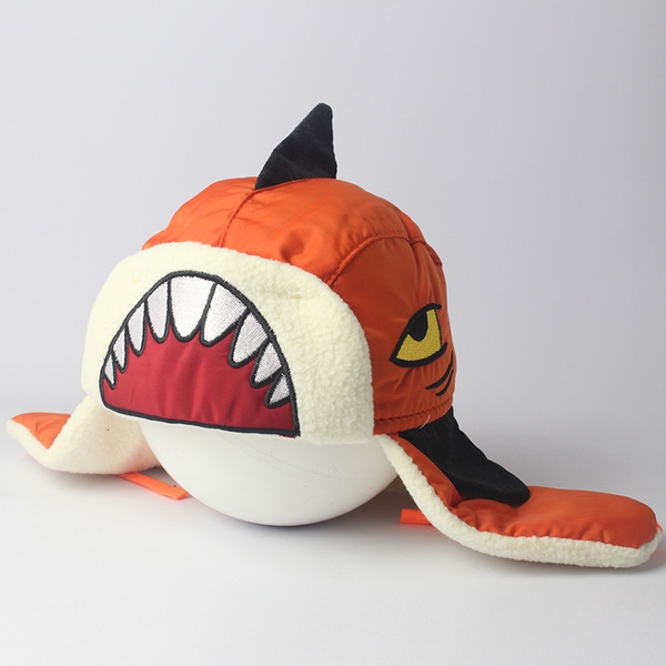 Детска шапка тип `Акула` в няколко изключителни модела  