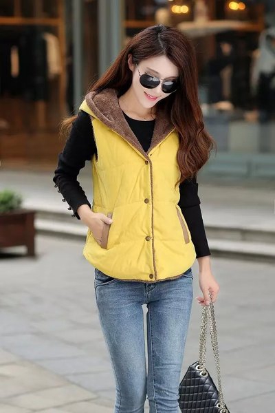 Дамски елек с качулка  в  6 различни цвята