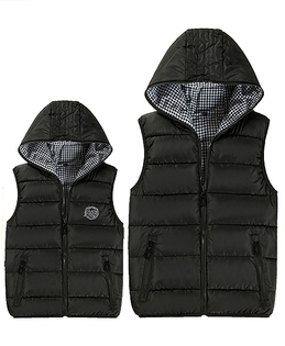 Детски елеци с яка в 6 модела