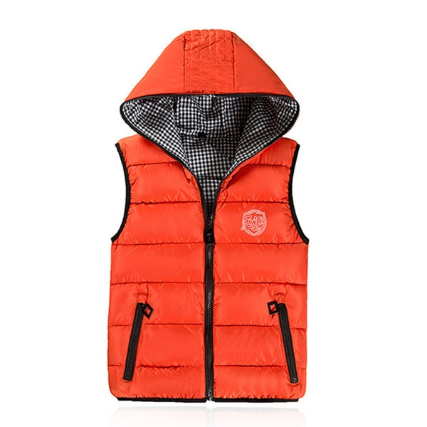 Детски елеци с яка в 6 модела