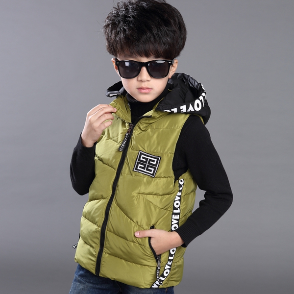 Детски памучен зимен елек с качулка за момчета в три модела