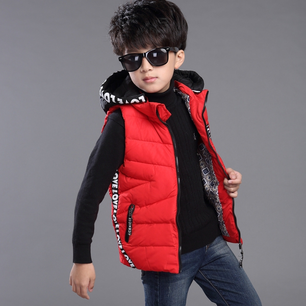 Детски памучен зимен елек с качулка за момчета в три модела