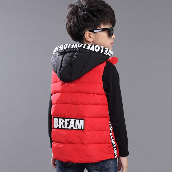 Детски памучен зимен елек с качулка за момчета в три модела