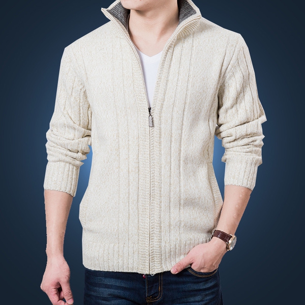 Дебели зимни мъжки жилетки - 8 модела 