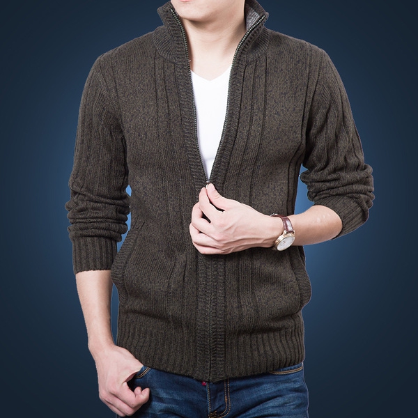 Дебели зимни мъжки жилетки - 8 модела 