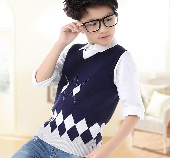 Παιδικό πουλόβερ χωρίς μανίκια κατάλληλο για αγόρια - δύο μοντέλα