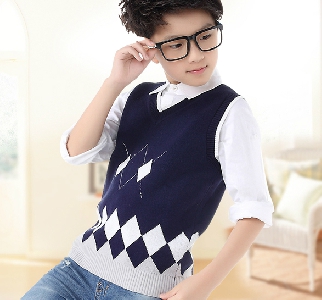 Παιδικό πουλόβερ χωρίς μανίκια κατάλληλο για αγόρια - δύο μοντέλα