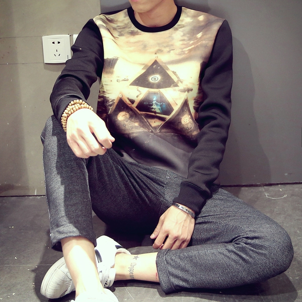 Ανδρικά πουκάμισα με διάφορες απεικονίσεις