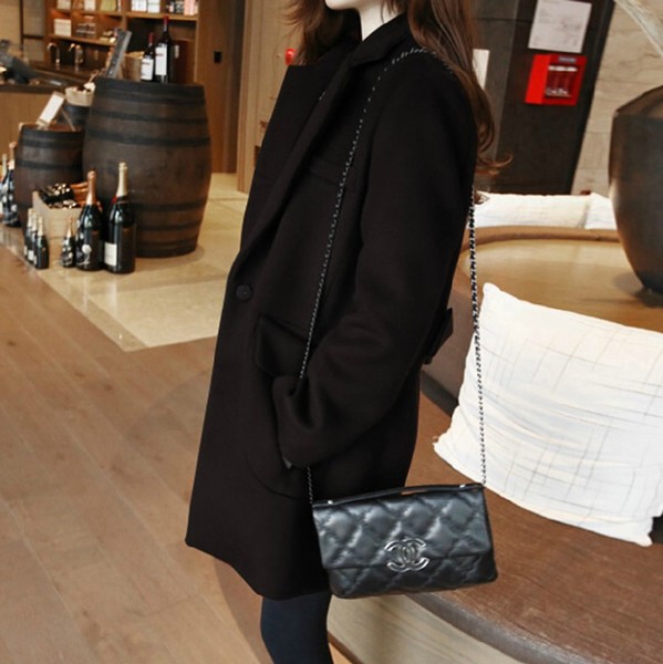 Κομψό γυναικείο μακρύ χειμωνιάτικο  παλτό - κόκκινο κρασί, μαύρο και γκρι