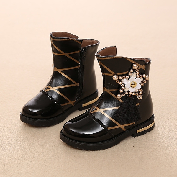 Φτηνές μπότες για κορίτσια και γυναίκες από τεχνητό δέρμα σε κόκκινο, μαύρο, ροζ χρώμα