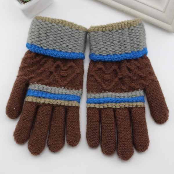 Зимни стилни ръкавици подходящи за деца от 4 до 8 години