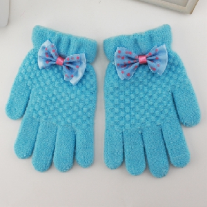 Зимни стилни ръкавици подходящи за деца от 4 до 8 години