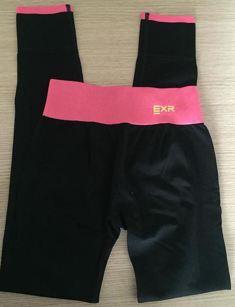 Дамски еластични спортни клинове