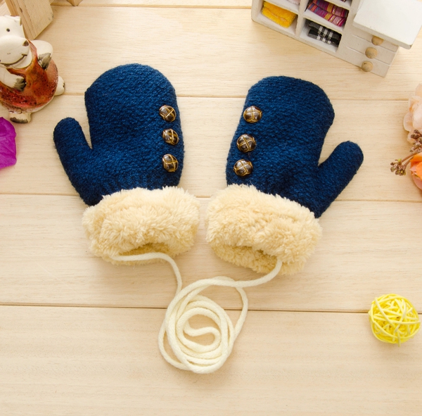 Зимни ръкавици за малки момичета 