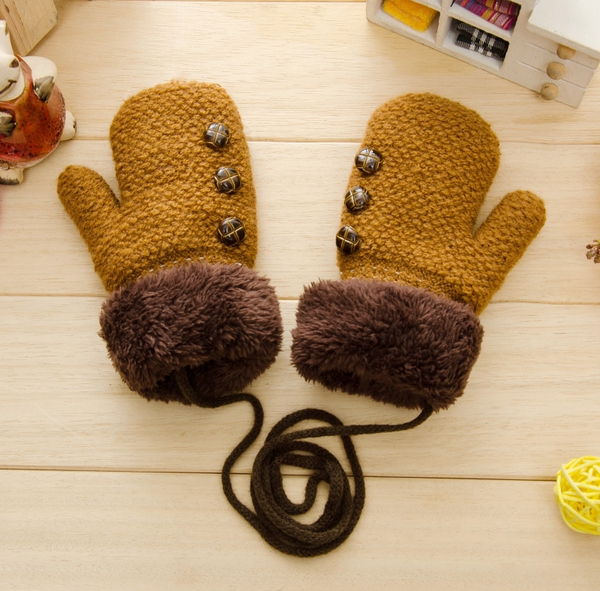 Зимни ръкавици за малки момичета 