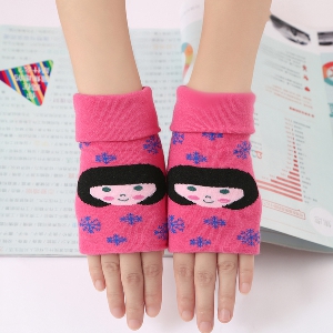 Детски стилни зимни ръкавици в различни цветови модела
