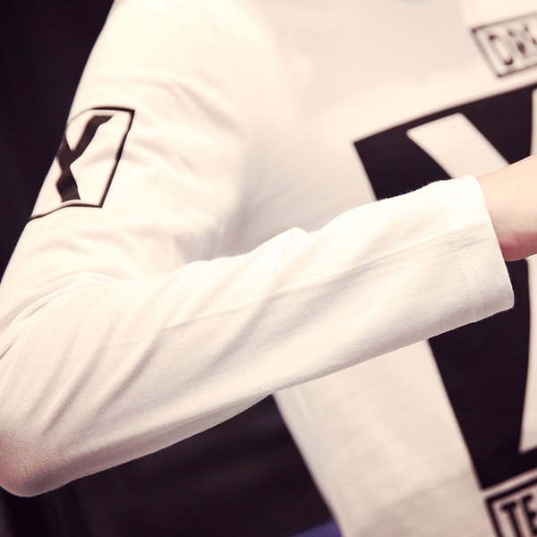 Мъжки блузи в черно-бял цвят