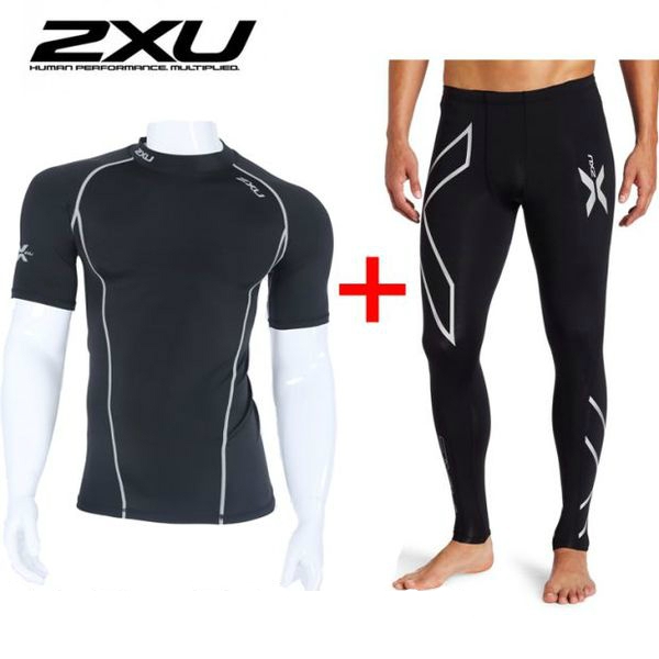 Мъжки спортен костюм