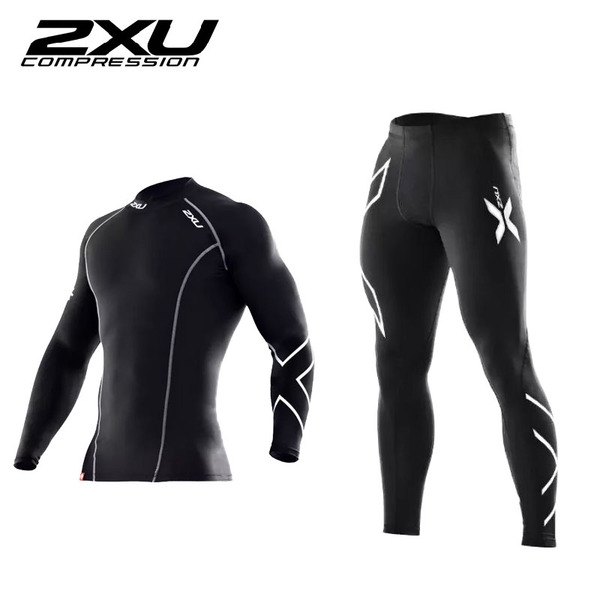 Мъжки спортен костюм