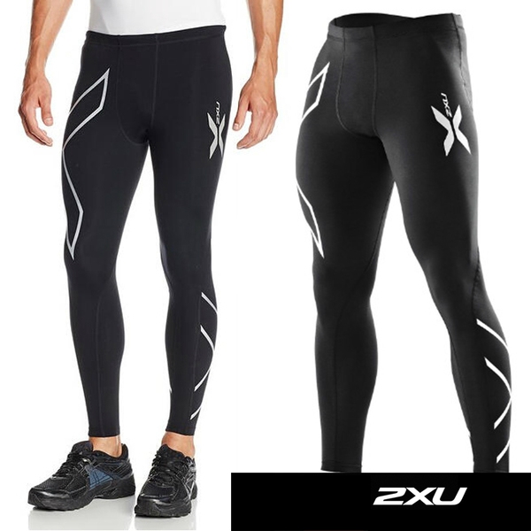 Мъжки спортен костюм