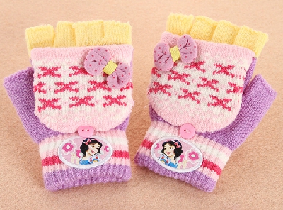 Детски зимни ръкавици Мики Маус - различни цветове и модели