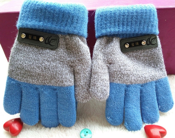 Зимни ръкавици за деца - различни модели