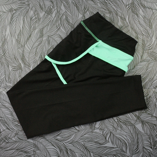 Дамски спортен клин